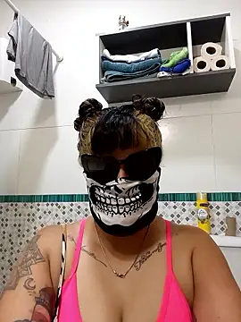 lovely-andrea online show from 01.14.26