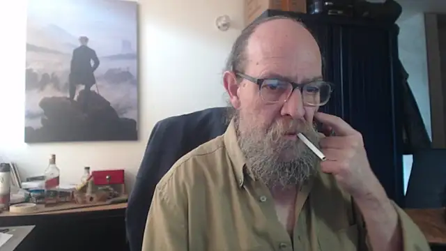 Snapshot of Uncle_Hottie chatting on 06.24.26 Uncle Hottie online show from 06.24.26