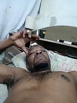 Negaomalinha1 online show from 02.17.26