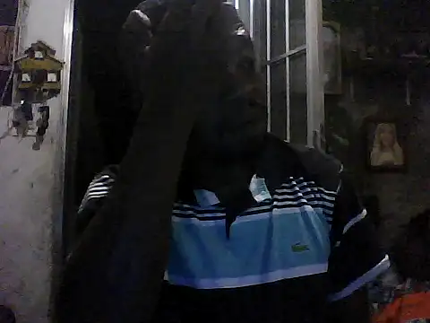 Snapshot of Negaomalinha1 chatting on 04.13.26 Negaomalinha1 online show from 04.13.26