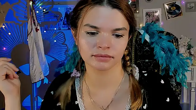 Snapshot of SaraGolben chatting on 01.10.26 SaraGolben online show from 01.10.26