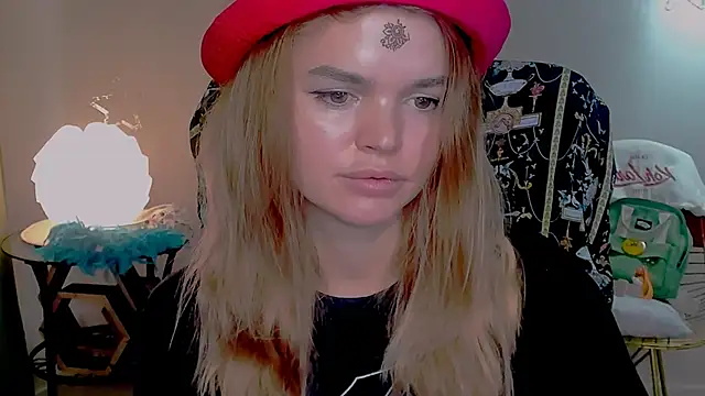 Snapshot of SaraGolben chatting on 01.14.26 SaraGolben online show from 01.14.26