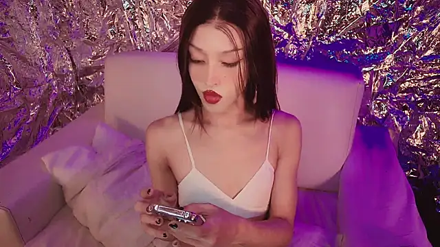 HiDoll online show from 01.09.26