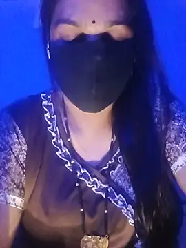 Snapshot of 01Roshani chatting on 05.12.26 01Roshani online show from 05.12.26
