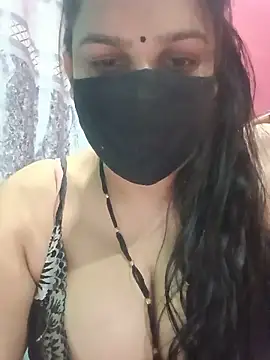 Snapshot of 01Roshani chatting on 06.01.26 01Roshani online show from 06.01.26