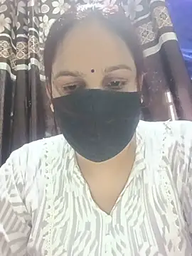 Snapshot of 01Roshani chatting on 07.07.26 01Roshani online show from 07.07.26