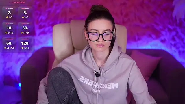 AlexaFleur online show from 04.05.26