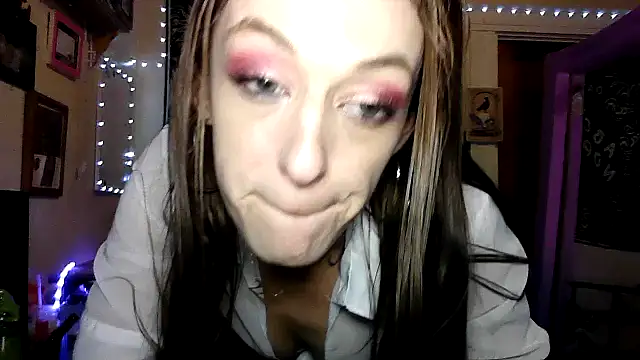 SultryEroticSlut online show from 02.25.26