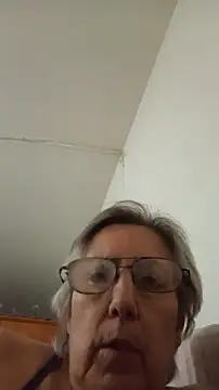 Snapshot of Marce1903 chatting on 06.14.26 Marce1903 online show from 06.14.26