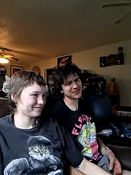 Snapshot of SugarNCinnamon chatting on 06.06.26 SugarNCinnamon online show from 06.06.26