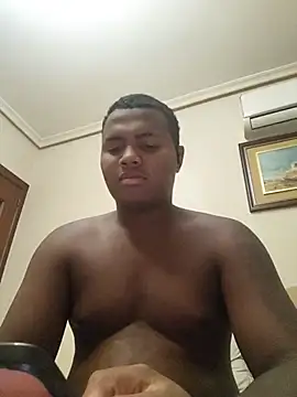 Snapshot of Negro_Mau30 chatting on 07.25.26 Negro Mau30 online show from 07.25.26