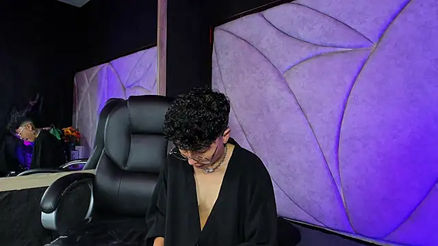 velvet mystic online show from 04.11.26