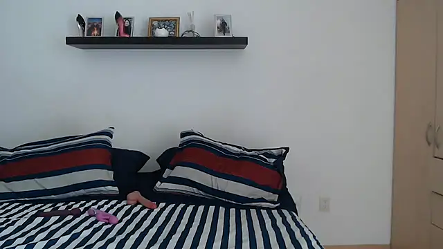 Snapshot of Melissaloves80 chatting on 05.20.26 Melissaloves80 online show from 05.20.26