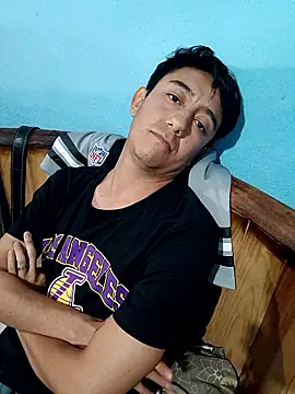 Hxzelmxnix online show from 01.06.26