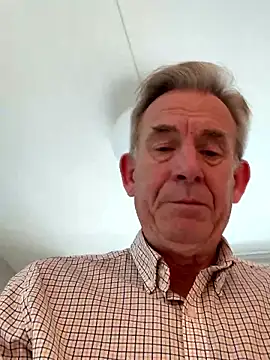 Pierre4tjyxx online show from 01.18.26