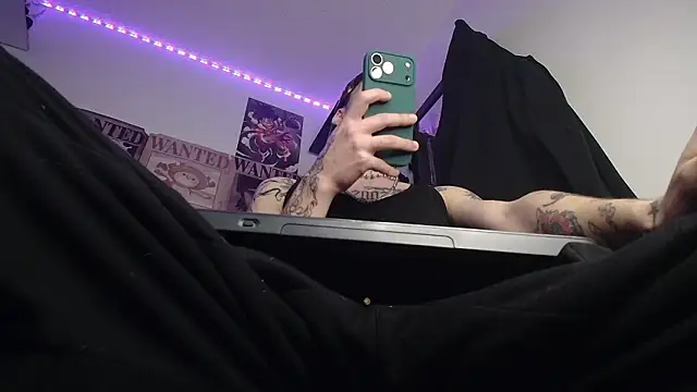 Snapshot of Anhony_Muscle chatting on 02.16.26 Anhony Muscle online show from 02.16.26