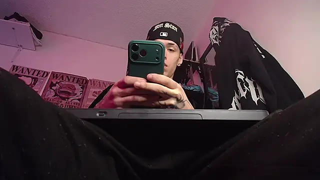 Snapshot of Anhony_Muscle chatting on 02.26.26 Anhony Muscle online show from 02.26.26