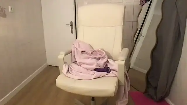 Snapshot of Babypinypon chatting on 01.18.26 Babypinypon online show from 01.18.26