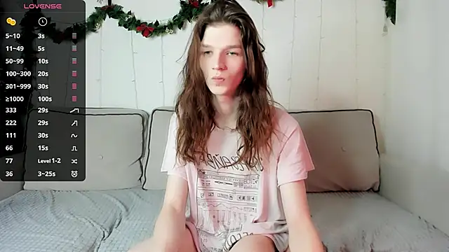 Snapshot of iceseeker2 chatting on 02.10.26 iceseeker2 online show from 02.10.26