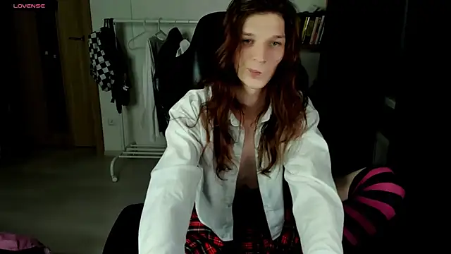 Snapshot of iceseeker2 chatting on 03.14.26 iceseeker2 online show from 03.14.26