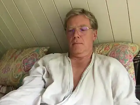 Snapshot of abibull chatting on 05.16.26 abibull online show from 05.16.26