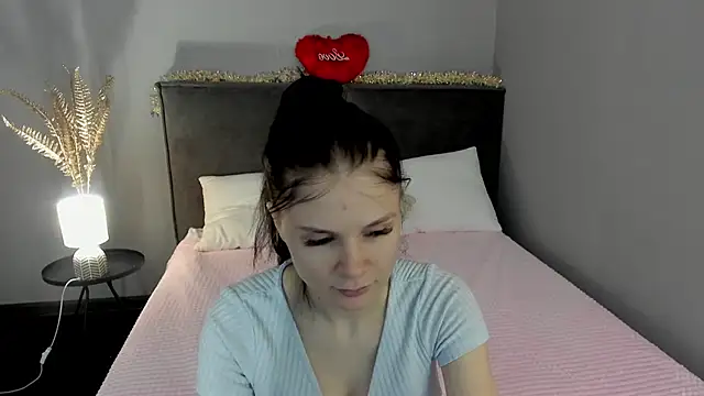 SkinyJoys online show from 02.21.26