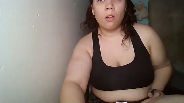 Snapshot of bellakay19 chatting on 01.10.26 bellakay19 online show from 01.10.26