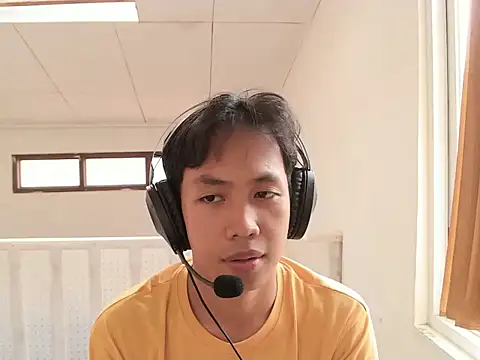 Snapshot of geltwt_id chatting on 04.20.26 geltwt id online show from 04.20.26