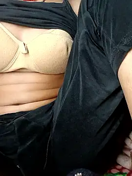 Snapshot of Hot_priya87 chatting on 01.08.26 Hot priya87 online show from 01.08.26