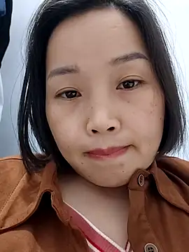 Snapshot of __BingBing__ chatting on 02.16.26 BingBing online show from 02.16.26