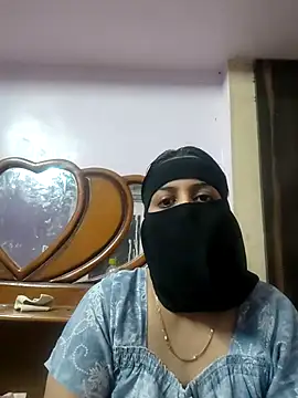 Snapshot of Tamilfathi chatting on 01.12.26 Tamilfathi online show from 01.12.26