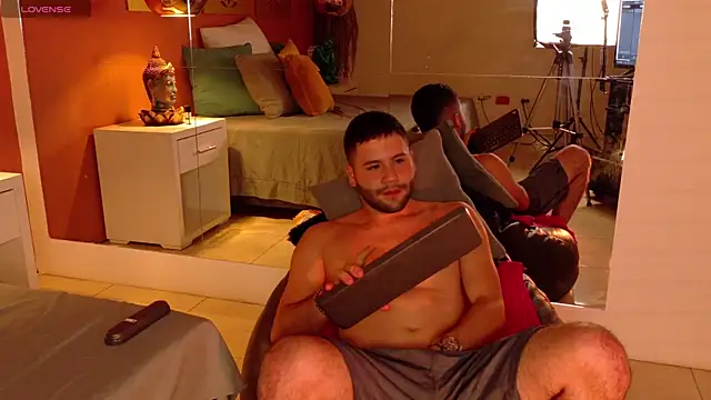 Snapshot of AndyKnoxx chatting on 01.14.26 AndyKnoxx online show from 01.14.26