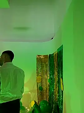 Snapshot of AndyKnoxx chatting on 03.17.26 AndyKnoxx online show from 03.17.26