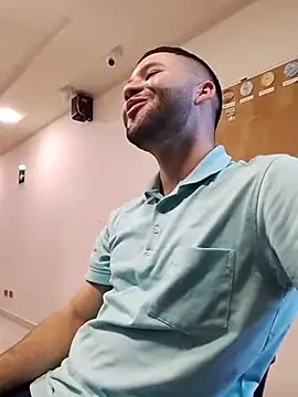 Snapshot of AndyKnoxx chatting on 03.21.26 AndyKnoxx online show from 03.21.26