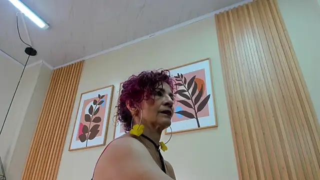 Dalila Najjar  online show from 01.13.26