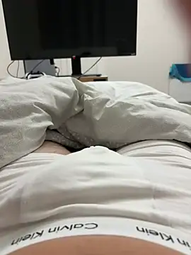 Snapshot of hrnylad_55 chatting on 01.10.26 hrnylad 55 online show from 01.10.26