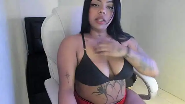 LunaFever69 online show from 02.20.26