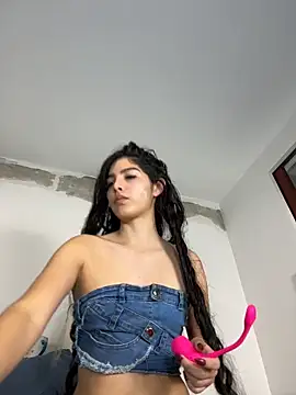 dani bela online show from 04.18.26