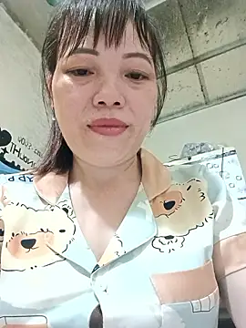 Snapshot of Sana-vn chatting on 06.19.26 Sana-vn online show from 06.19.26