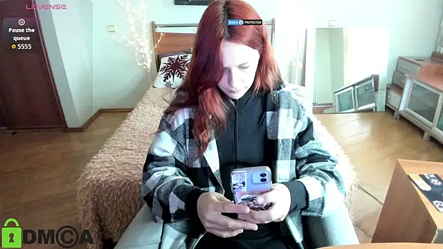 Lily Viola online show from 03.30.26