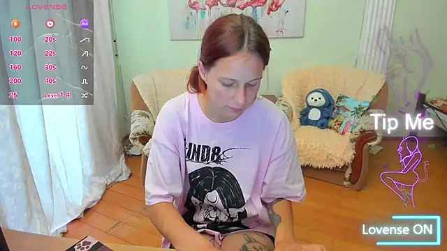 Lily Viola online show from 07.03.26