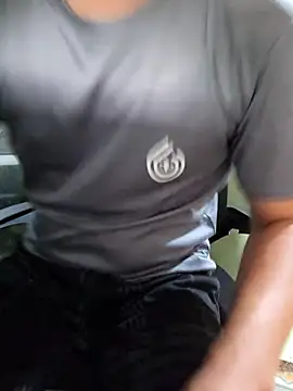 Snapshot of Deptraidatinh chatting on 04.11.26 Deptraidatinh online show from 04.11.26