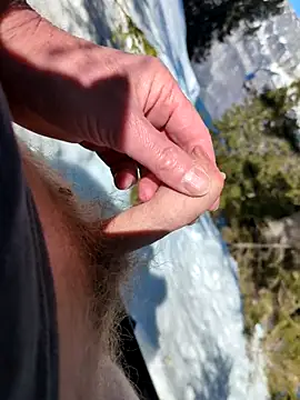 Snapshot of lupodick2 chatting on 02.27.26 lupodick2 online show from 02.27.26