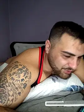 Snapshot of Attila98 chatting on 02.04.26 Attila98 online show from 02.04.26