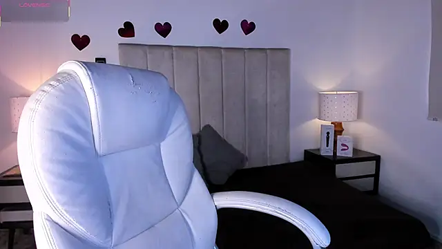  ttaylor  online show from 02.13.26