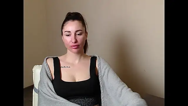 cammila horn online show from 02.03.26