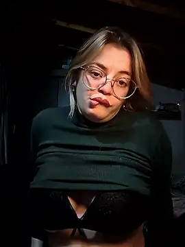 gisequeen online show from 06.18.26
