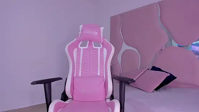 Snapshot of sharithasm chatting on 02.28.26 sharithasm online show from 02.28.26