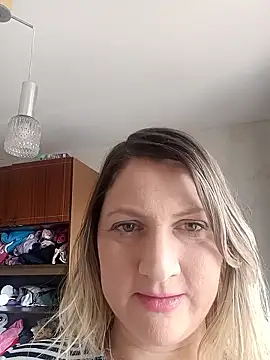 Stephania77727 online show from 01.17.26