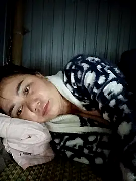 Snapshot of alycen chatting on 01.06.26 alycen online show from 01.06.26